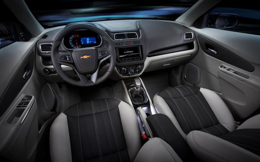  Chevrolet Cobalt Concept 2011 года  (фото 7 из 18)